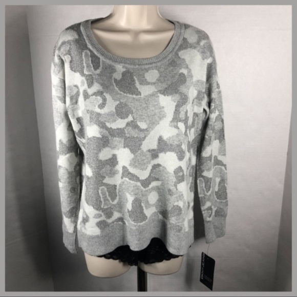 Dkny Sweaters - 💕💕CLEARANCE 💕💕NWT DKNY SWEATER